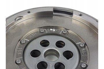 Two mass wheel Opel Insignia 1 6 1 8 08 2294 000 997 SACHS Product weight with unit packaging 9 kg