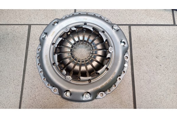 CLUTCH KIT SACHS OPEL ASTRA H COMBO CORSA C MERIVA 1 7 CDTI Catalog number of the part 3000 990 134