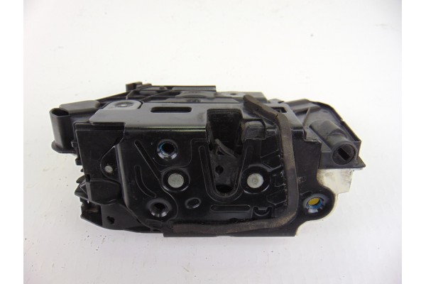 5N1837016C  CERRADURA PUERTA DELANTERA DERECHA SKODA SUPERB COMBI (3T5) Elegance 2011 5N1837016C 194404 SKODA - 3