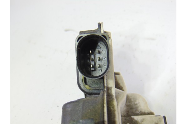 5N0839015D  CERRADURA PUERTA TRASERA IZQUIERDA SKODA SUPERB COMBI (3T5) Elegance 2011 5N0839015D 194406 SKODA - 2