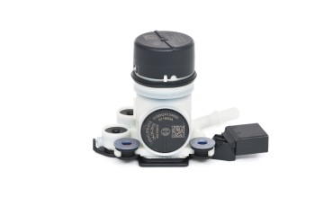 BOSCH F 01C 600 268 DOSING MODULE DB SPRINTER 2 2CDI 09 Quality of parts according to GVO Q original with factory logo OEM OES