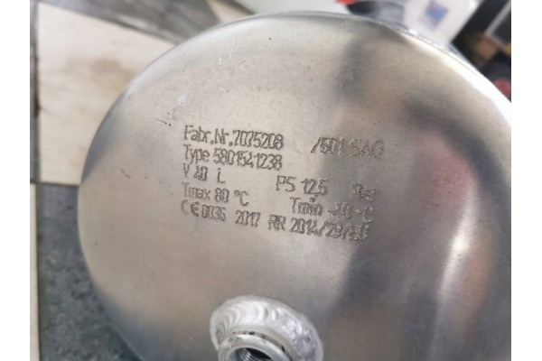 AIR TANK 40L IVECO STRALIS 5801541238 Part manufacturer Iveco OE