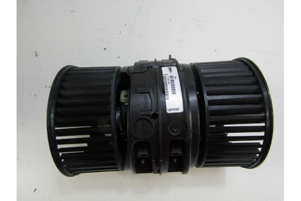 MEGANE III AIR BLOWER FAN 272108241R Catalog number of the part 27210108241R