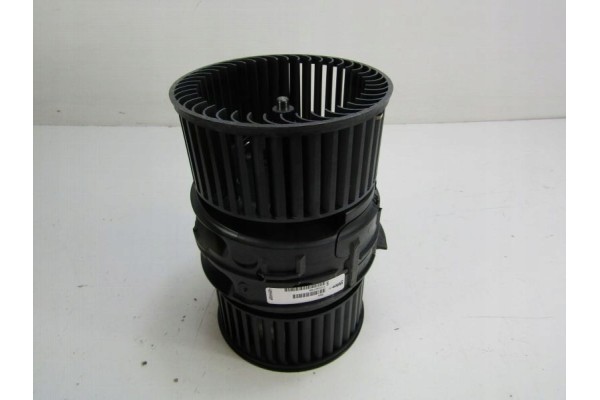MEGANE III AIR BLOWER FAN 272108241R Car type passenger cars
