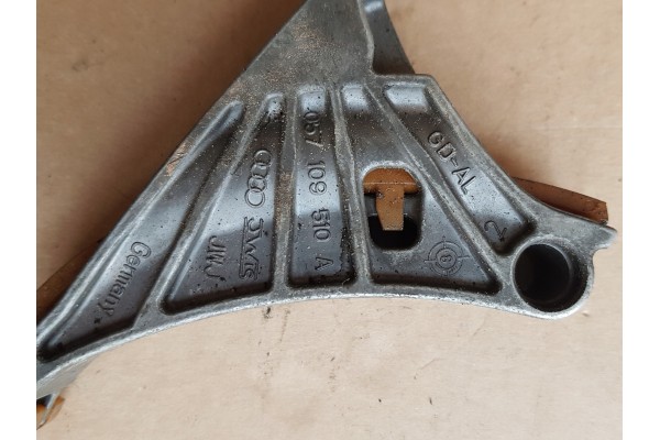 TIMING CHAIN GUIDE VW A4 A5 A6 OE VAG 057109510A 057109510A Catalog number of the part 057109510a