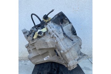 MANUAL TRANSMISSION RENAULT SCENIC 1 6 DCI Catalog number of the part R9M402 CMND4 PK4