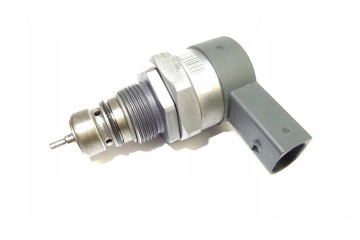 BOSCH Ventil regulace tlaku v systemu Common Rail 0281002738 Product weight with unit packaging 2 kg
