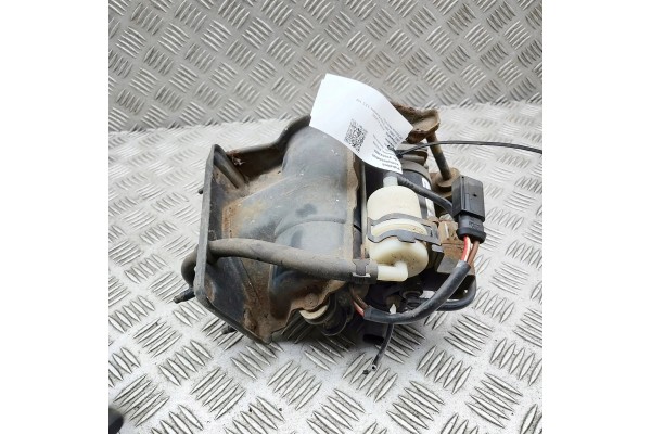 SUSPENSION COMPRESSOR JAGUAR XJ X350 2W933B484AH 36523084 2 7L 152kw 2008 Catalog number of the part 2W933B484AH
