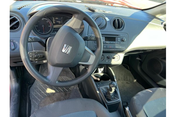 SEAT IBIZA BERLINA (6J5) Reference