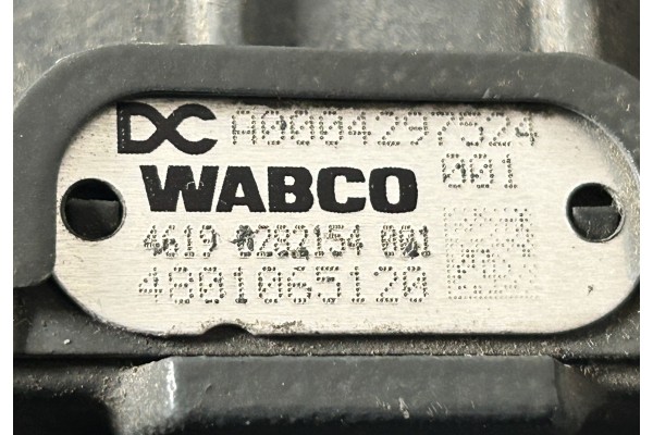 MODULATOR EBS FRONT AXLE ACTROS MP5 A0004297524 WABCO 4801065120 Version European