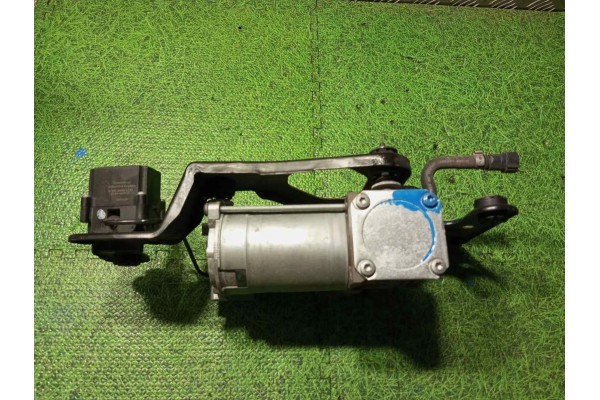 Compresor de suspensión BMW X5 (E70) 4.4L gasolina 408kW 2012