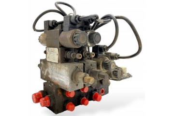 R900561274 MERCEDES BENZ Hydraulics Parts Other Catalog number of the part R900561274