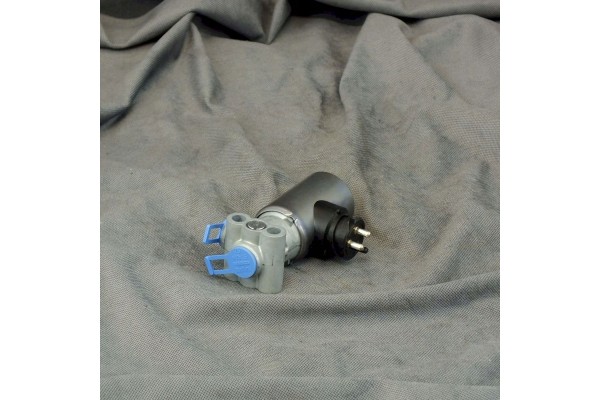 Solenoid valve Wabco 4721737040