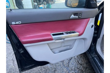 VOLVO S40 BERLINA 1.6 Momentum