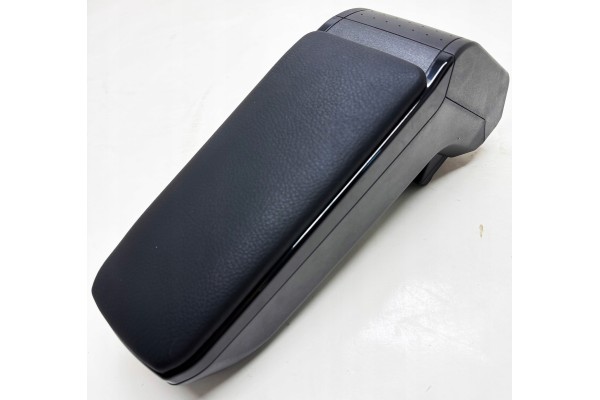 ORIGINAL OE RENAULT NEW ARMREST SANDERO STEPWAY LOGAN II Quality of parts according to GVO O original with manufacturer s logo O