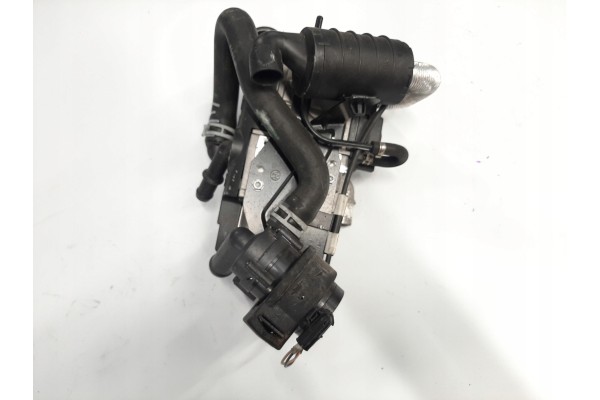 VW PASSAT B8 2014 WEBASTO PARKING HEATER PETROL 3Q0815005 Part manufacturer Volkswagen OE