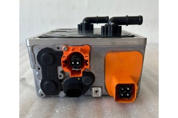 Battery charger Audi 8B3915684B Part manufacturer Audi OE
