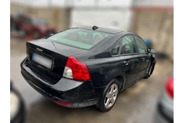 VOLVO S40 BERLINA 1.6 Momentum