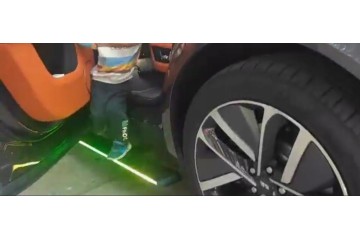 Dodge Ram 1500 V 2019- Kit Completo de Estribos Eléctricos Laterales 