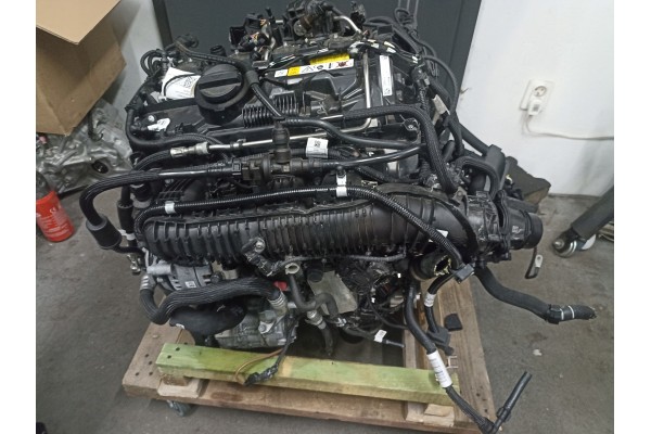 MOTOR POST BLOCK SHAFT HEAD BMW B48E B48A20E 225KW 306KM MILEAGE 32KM Catalog number of the part 1025334 8580120 1019165 9452895