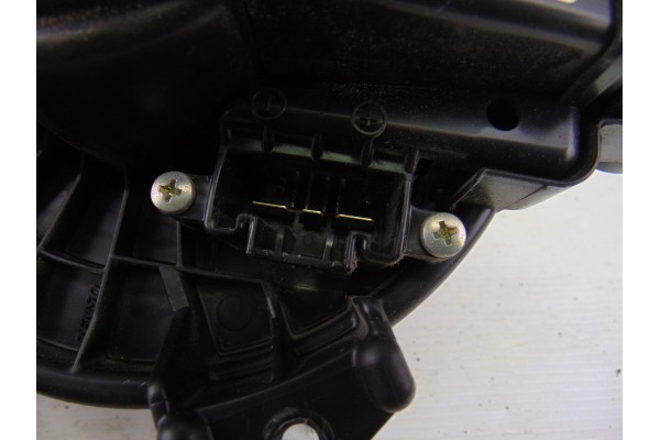 272700-8103 MOTOR CALEFACCION TOYOTA AVENSIS CROSS SPORT (T27) Advance 2011 272700-8103 193085 TOYOTA - 5