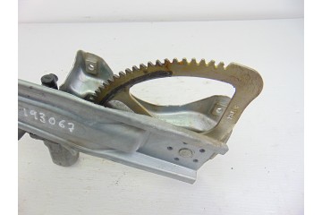 85701-02010 ELEVALUNAS TRASERO IZQUIERDO TOYOTA AVENSIS CROSS SPORT (T27) Advance 2011 85701-02010 193067 TOYOTA - 1