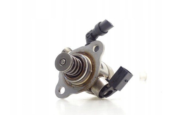 Fuel pump OE 05E 127 027D