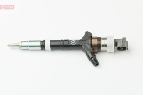 TOYOTA LAND CRUISER 3 0 D 4D INJECTOR DCRI100750 Part manufacturer Buchli
