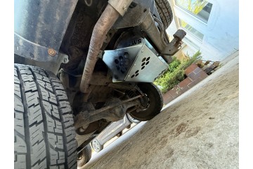 Cover Baku Fuel Grand Vitara I 98 05r xl7 3D 5D steel 3mm galvanized Catalog number of the part OSGV1S