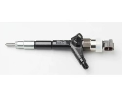 INJECTOR DCRI100510 DENSO NISSAN X TRAIL I