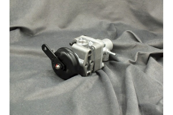Trailer control valve Wabco 470 015 253 0 Catalog number of the part 4700152530