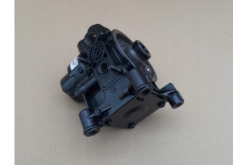 IVECO STRALIS VALVE DRYER LA8600 K043684 KNORR Part manufacturer Knorr Bremse