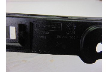 9673830077 MOLDURA PEUGEOT 208