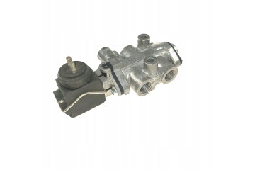 HALF SPEED SOLENOID VALVE DAF OE 1457276 1457276 Catalog number of the part 1457276