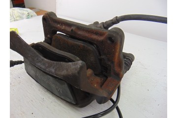 A24618 PINZA DE FRENO DELANTERA DERECHA MERCEDES-BENZ CLASE CLA (BM 117)