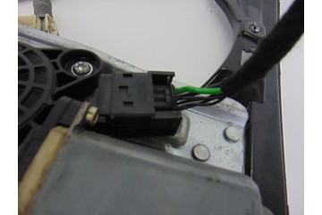 A2208204642 ELEVALUNAS DELANTERO IZQUIERDO MERCEDES-BENZ CLASE C (BM 203) SPORTCOUPE