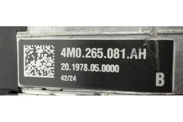 Webaste Audi Q7 Porsche Cayenne 4M0265081AH Part manufacturer Audi OE