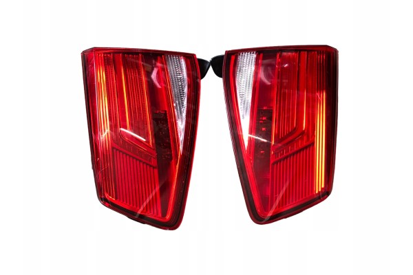 VOLKSWAGEN PASSAT B8 STATION WAGON SET OF LAMPS IN FLAPS 3G9945093C 3G9945094C