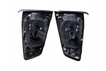 VOLKSWAGEN PASSAT B8 STATION WAGON SET OF LAMPS IN FLAPS 3G9945093C 3G9945094C Catalog number of the part 3G9945093C 3G9945094C