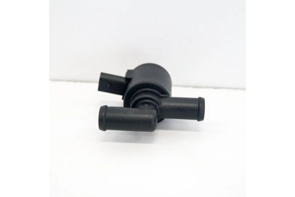 OE VAG 5Q0906457K COOLING SYSTEM VALVE AUDI A3 2 0 17 Catalog number of the original 5Q0906457K