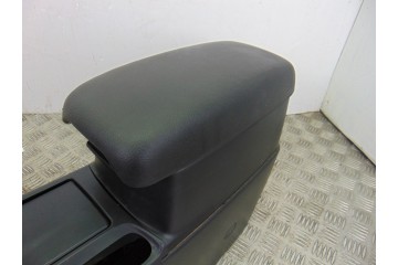  APOYABRAZOS CENTRAL MAZDA 6 BERLINA (GG) 2.0 CRTD 120 Active (5-ptas.) 2004 194966 MAZDA - 4