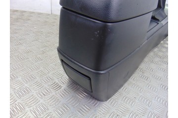  APOYABRAZOS CENTRAL MAZDA 6 BERLINA (GG) 2.0 CRTD 120 Active (5-ptas.) 2004 194966 MAZDA - 12