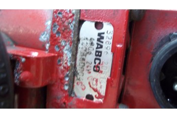 VALVE ELECTROMAGN ECAS VOLVO FH12 13 16 SORL Catalog number of substitutes 2209424 4728800040 FE103203 JA 800040