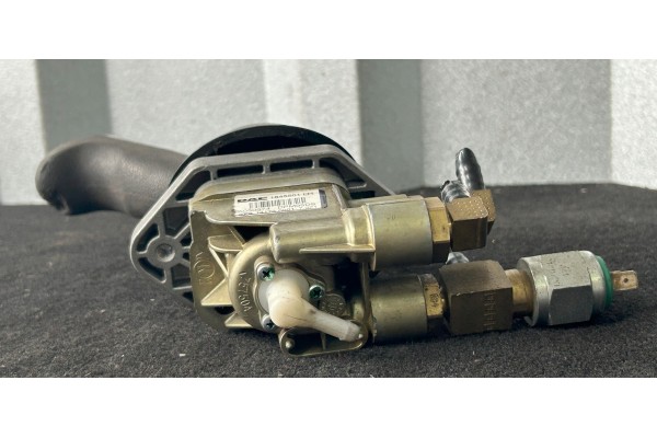 HANDBRAKE VALVE DAF XF 106 1845501 KNORR BREMSE DPM95DS K050974 Part manufacturer Knorr Bremse