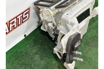 Montaje del motor horno Mazda 3 BM BJS7-61-140