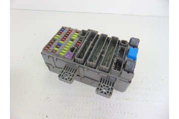 37832LN CAJA RELES / FUSIBLES HONDA CIVIC 5 PUERTAS (FK) 1.8 Comfort 2011 37832LN 195734 HONDA - 2