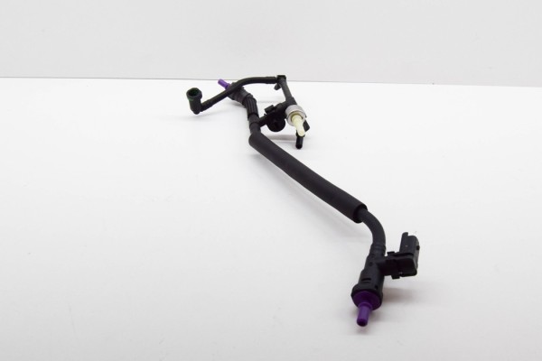 Tubo de combustible FORD FOCUS MK3 C346 AV6Q-9D350-CD ORIGINAL NUEVO