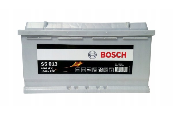 Starting battery BOSCH Inrush current EN 830 A