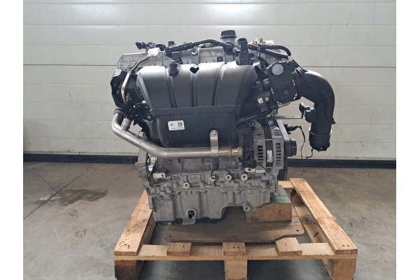 ENGINE LTG CAMARO VI 2 0B 275KM COMPLETE Car type passenger cars