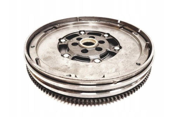CLUTCH SET 600 0083 00 LUK Wheel type dual mass flywheel